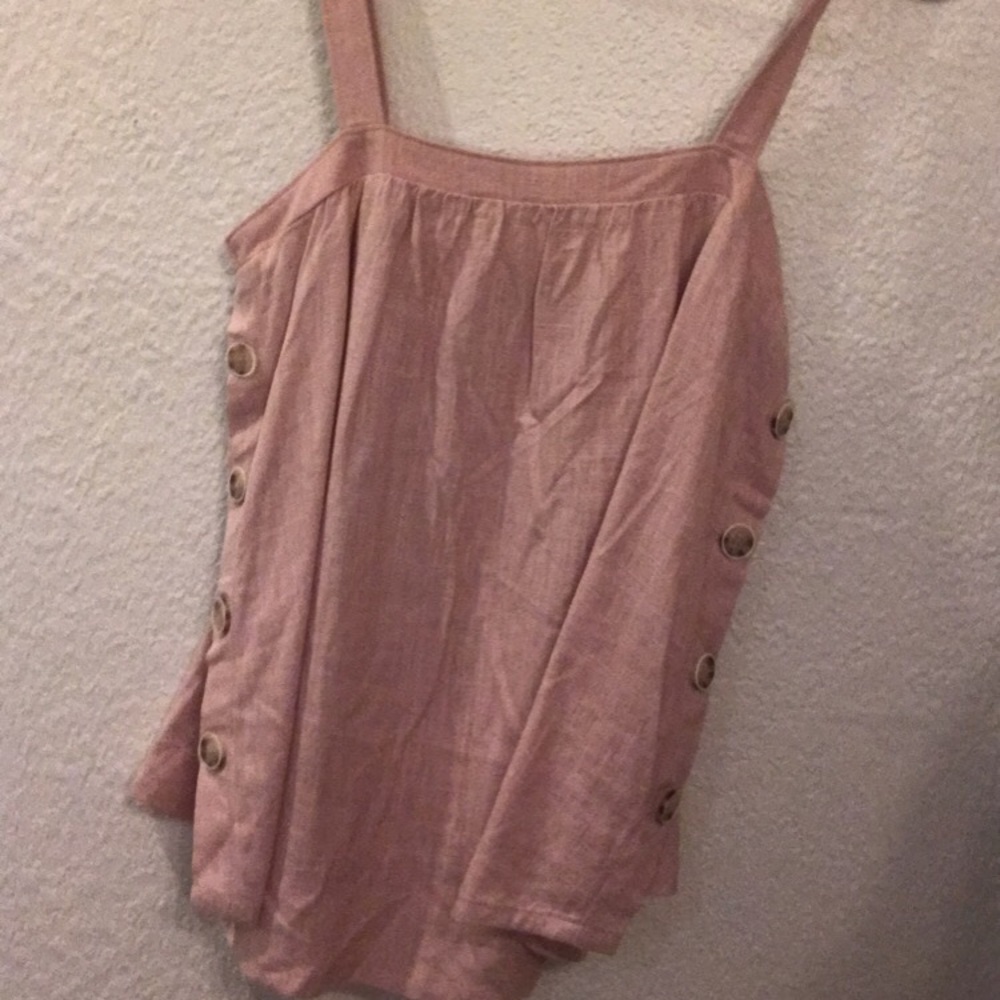 Light pink dressy tank top!